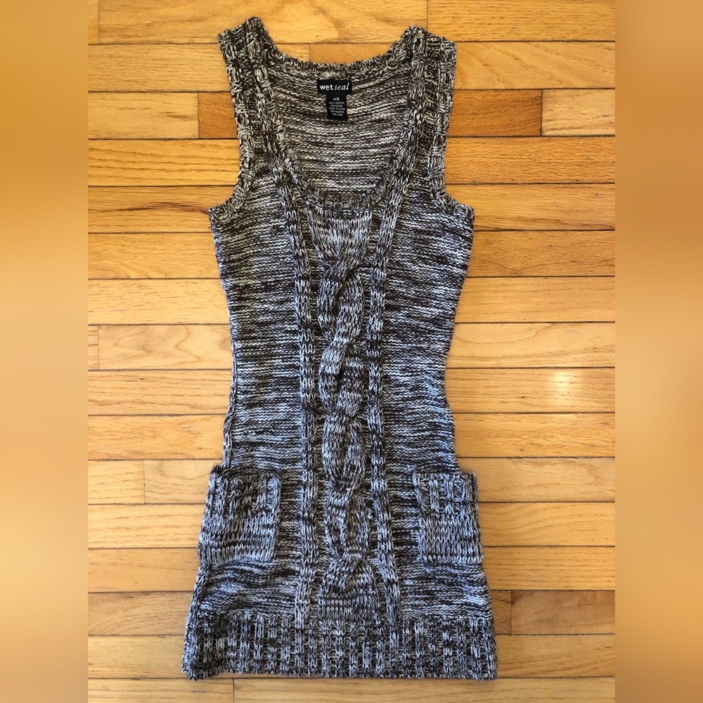 Wet Seal Junior's or Women's XS Marled Brown Sleeveless Sweater Dress w/Pockets